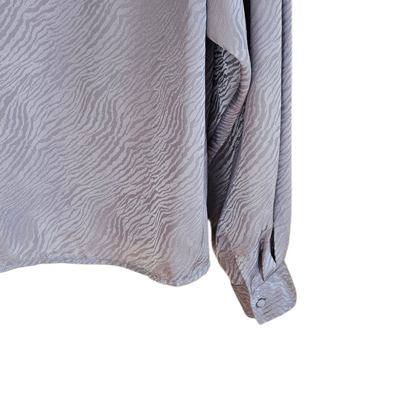 TESS Paris-Milano Light Grey Animal Print Blouse Women's Size 12 - Picture 8 of 8